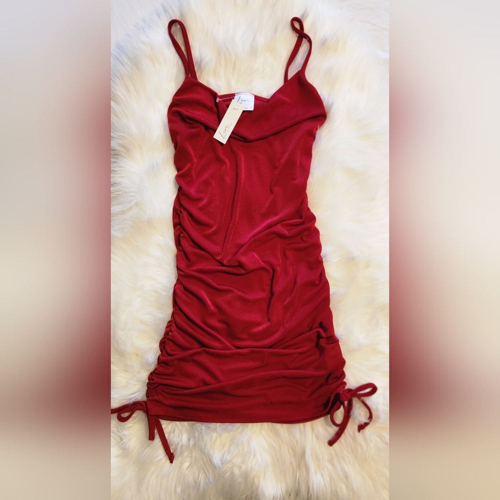 Sexy red dress, with drawstring on the sides, size medium
